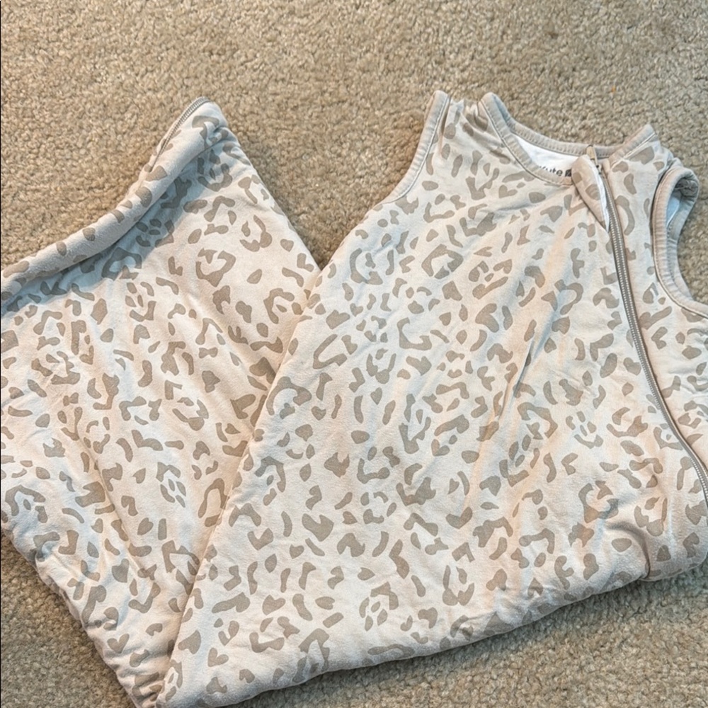 Kyte BABY Beige Leopard Print Sleep Sack